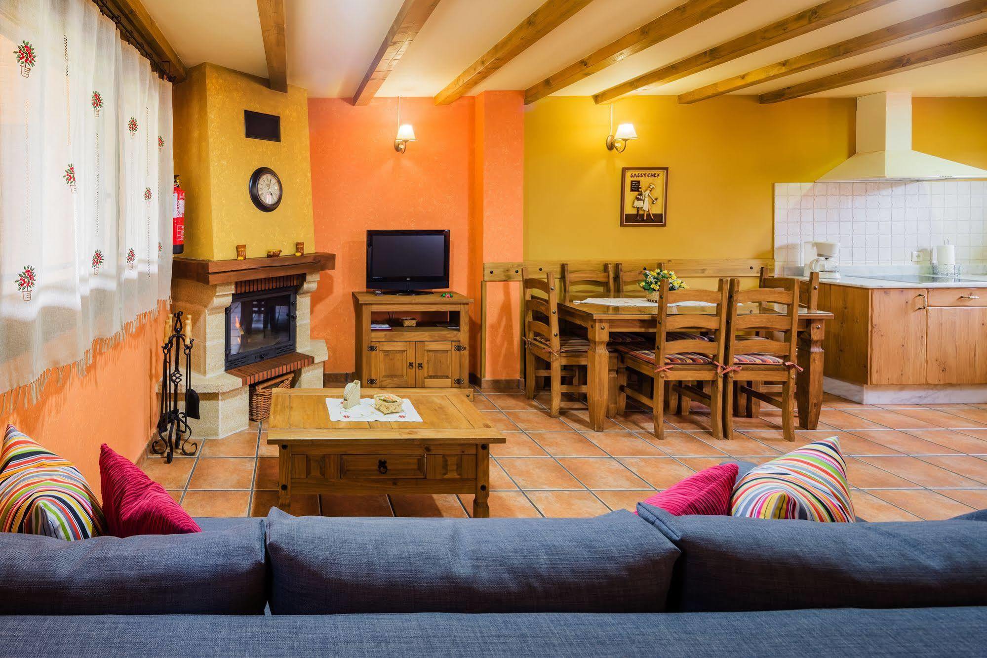 Apartamentos Rurales L'Abiseu Caboalles de Abajo Dış mekan fotoğraf