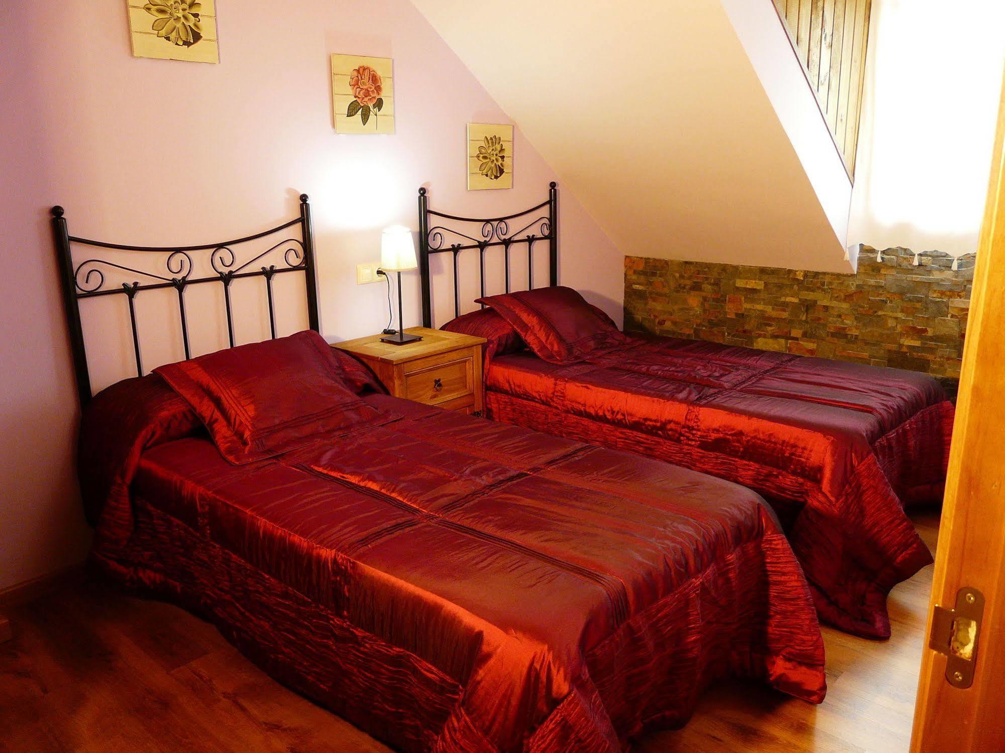 Apartamentos Rurales L'Abiseu Caboalles de Abajo Dış mekan fotoğraf